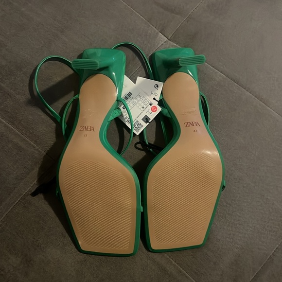 Zara Green Square Tor Sandals - Picture 4 of 4